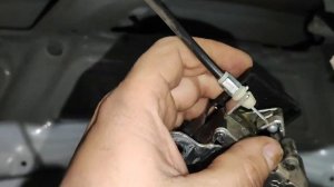 замена замка багажника Hyundai Solaris 2010-2014 и KIA Rio