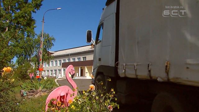 Компания РУСАЛ подарила новую мебель для спален Центру помощи детям в Братске