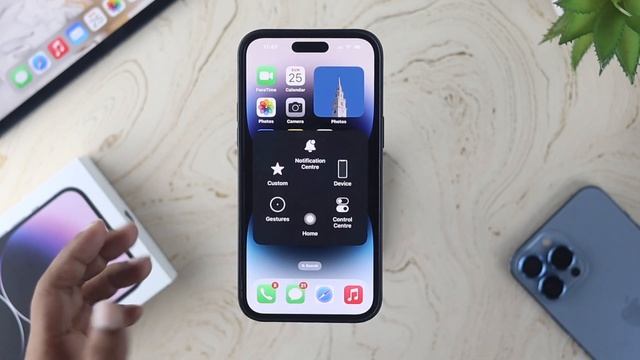iPhone 14's/Pro Max: Why Enable? Assistive Touch Home Button [iOS 16] смотреть онлайн