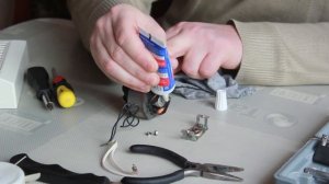 Ремонт двигателя вентилятора вытяжки  Как и чем смазать двигатель