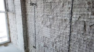 Армирование штукатурки базальтовой сеткой в основном на стенах из газоблока в новостройке!