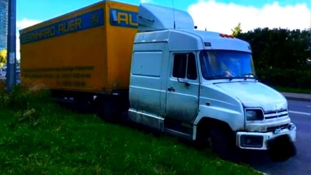 Мужик ПРИСПОСОБИЛ ЗИЛ Бычок в ДАЛЬНОБОЙ Это Надо ВИДЕТЬ смотреть онлайн