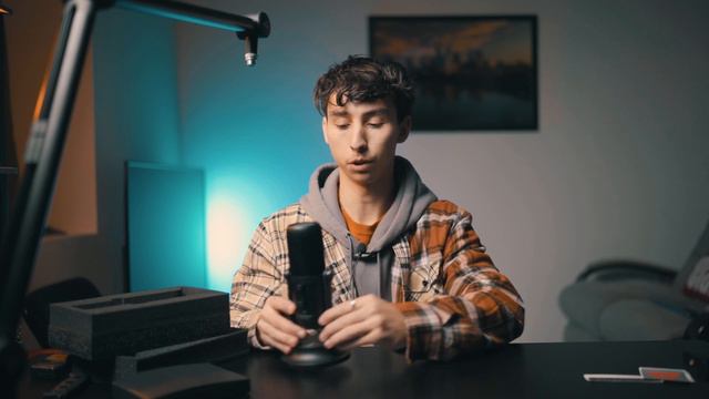 4 Cool Tech Products For Youtubers/Streamers 2022 - ThronMax MDrill One Pro & Boom Arm смотреть онлайн