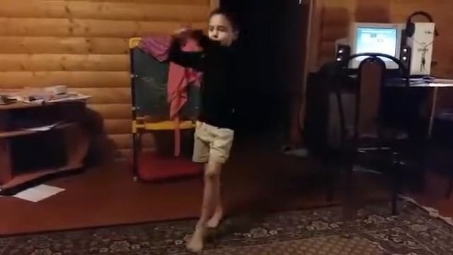 СОЛЬНЫЙ ТАНЕЦ ОТ АЛЕКСАНДРА смотреть онлайн