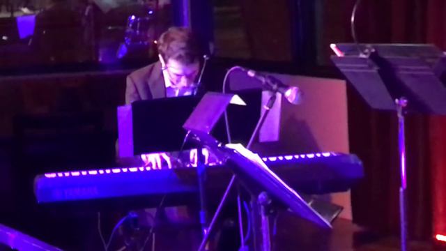 Jazzville Presents - Kevin van Den Elzen and with His Quartet смотреть онлайн