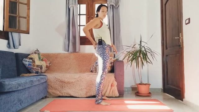 Прогибы в йоге. Техника выполнения смотреть онлайн