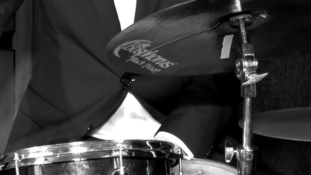Het Souljazz Trio: een professioneel jazztrio смотреть онлайн