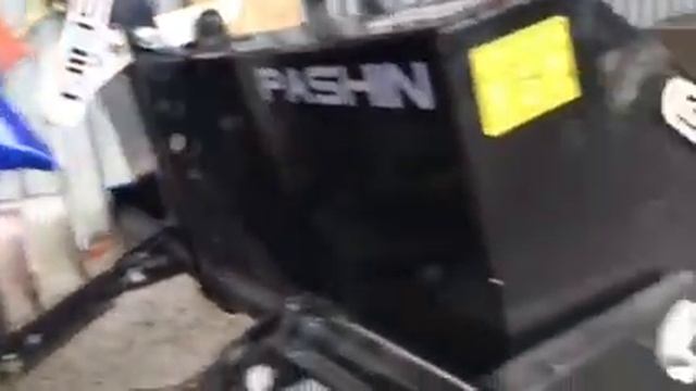 Ковш воришка на тракторе Русич!