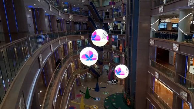 Москва 2022г. май.■Обручевский район.ТЦ РИО Ленинский. смотреть онлайн