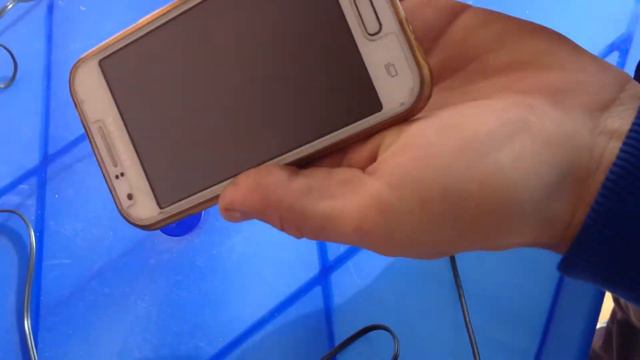 Ngarkues Celulari me panel fotovoltaik charge phone with solar panel смотреть онлайн