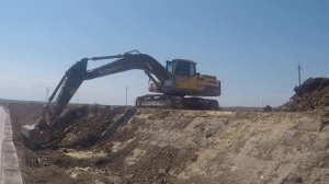 Формирование идеальных откосов экскаватором