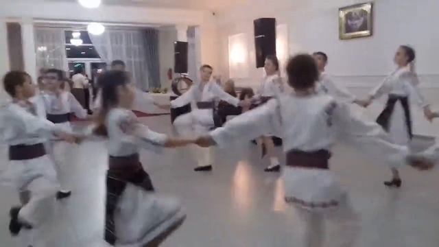 Folk Group Dance Scoala de Arte Ialoveni , Republic of Moldavia /dance HORA and SARBA смотреть онлайн