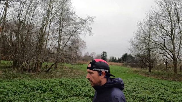 Shokz OPENRUN Bone Conduction Running Headphones смотреть онлайн