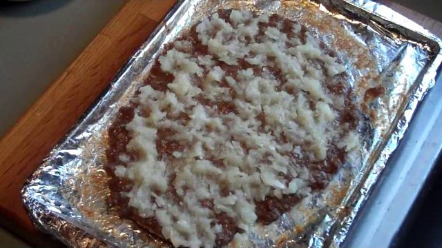 Homemade White Castle burgers...Yum!!! смотреть онлайн