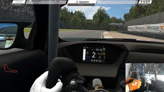BMW M4 GT4 training at MONZA смотреть онлайн