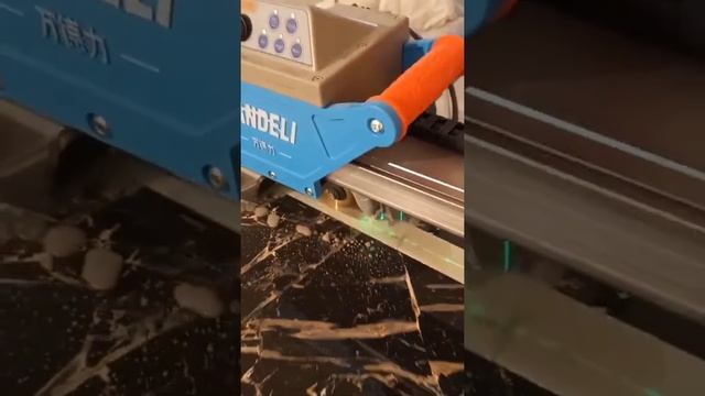 профисеональный плиткарез ВАНДЕЛИ .готовлю полный обзор смотреть онлайн