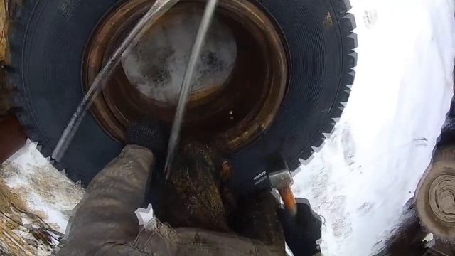 Урал лесовоз Сборка запаски прицепа Шина КФ-97 16,5/70 18 Алтайшина смотреть онлайн