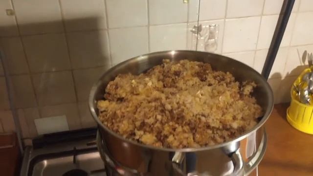 Добываю воск с помощью соковарки смотреть онлайн