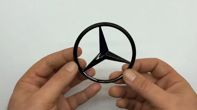 Центральная звезда на багажник для Mercedes-Benz W213 черный глянец