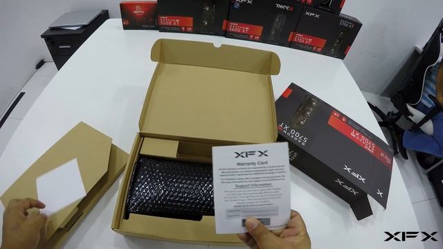 XFX RX 5700 XT TRIPLE DISSIPATION QUICK UNBOXING смотреть онлайн
