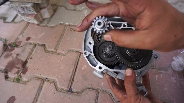 Motosiklet Scooter Şanzıman Dişli Değişimi Nasıl Yapılır? Scooter Son Hız Artırma смотреть онлайн