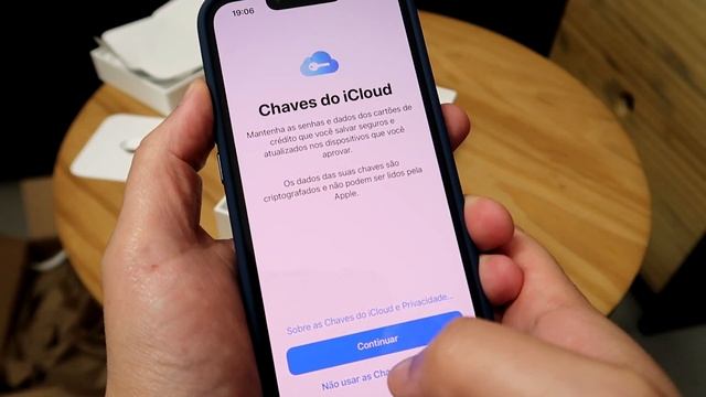 LIGANDO PELA PRIMEIRA VEZ IPHONE 13: AGORA COM TELA AMOLED E BATERIA PARA O DIA TODO? смотреть онлайн