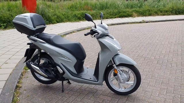 Honda SH 150 ABS 2023 смотреть онлайн