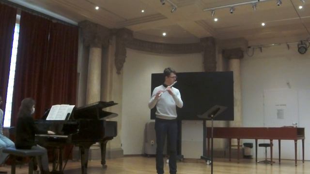Valentin Kruger - Bernhard Romberg - Flute Concerto op. 17 - II. Andante grazioso смотреть онлайн
