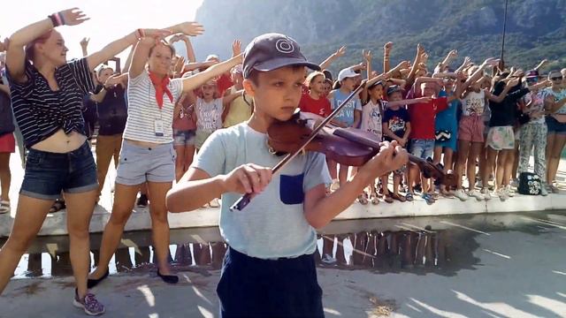 Гимн Ласпи на скрипке смотреть онлайн