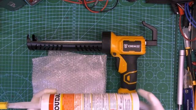 ДАВИМ ИЗО ВСЕХ СИЛ. Миниобзор электропистолета для герметика. смотреть онлайн