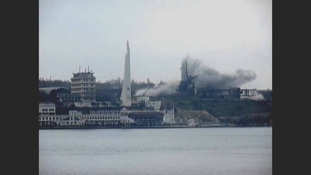 Снос "овощного магазина" на Капитанской в Севастополе. 3-я попытка смотреть онлайн