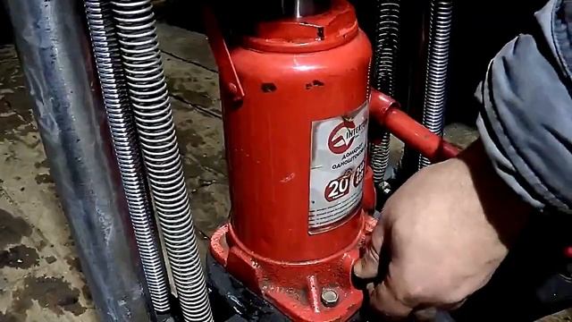 Пресс гидравлический для гаража на 20 тонн | press hydraulic with his hands for garage for 20 tons смотреть онлайн