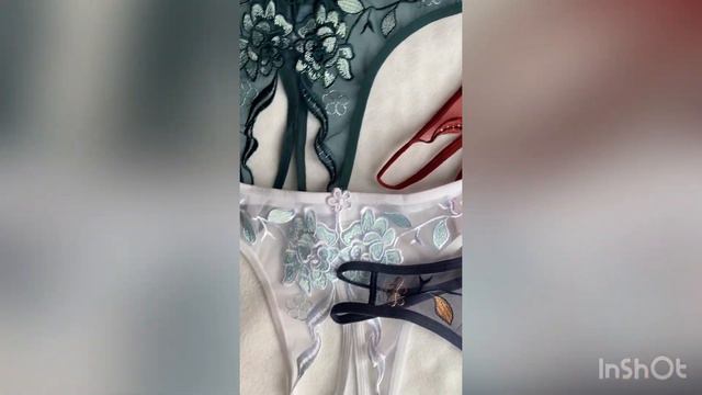 трусики стринги с доступом