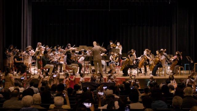 CMW students perform "Ode to Joy" смотреть онлайн