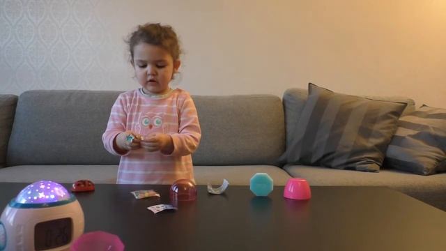 Toddler Alarm Clock Surprise Egg Toys Часы со светом и звуком и открываем сюрпризы VLOG Salli