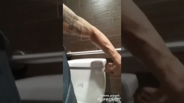 BMS bathroom break смотреть онлайн