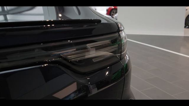 Porsche Cayenne Coupé 2023 Édition Platinum | Porsche Québec смотреть онлайн