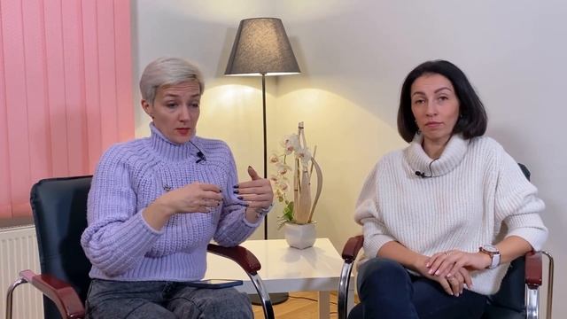 Муж не дает денег в декрете / Почему и что делать смотреть онлайн