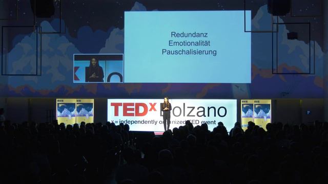 The sky is not the limit, your brain is: Von der Unfreiheit im Gehirn | Barbara Plagg | TEDxBolzano смотреть онлайн