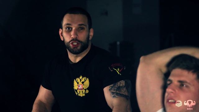 Men's HIMIK:Transformation. Выпуск 5. ТЯЖЕЛЫЕ РУКИ х ЛЕГКИЕ ПЛЕЧИ (тренировка) смотреть онлайн