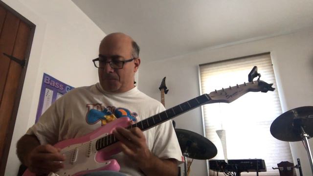 Granddaughter Christmas Present. Pink Fender Squire Stratocaster Jr. смотреть онлайн