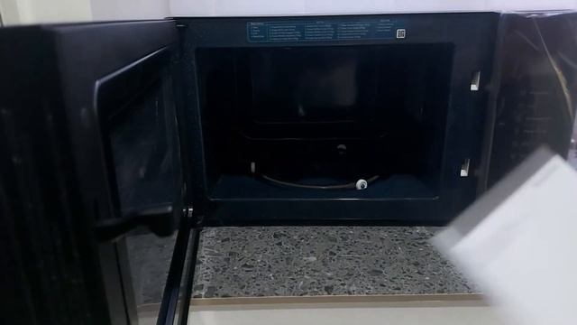 UNBOXING MICROWAVE YANG BISA OVEN DAN GORENG | Samsung MG30T5068CK/SE смотреть онлайн