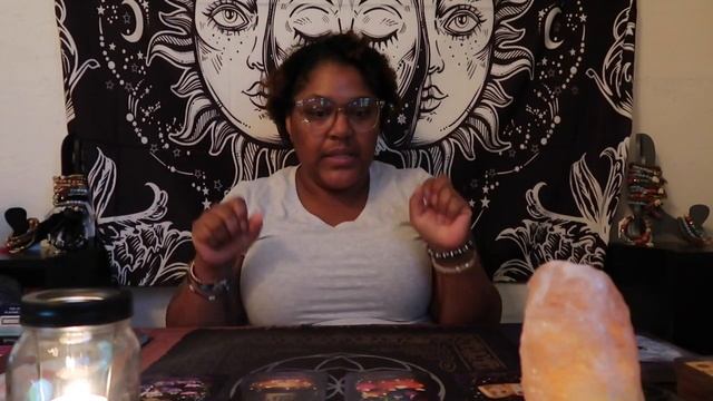 LIBRA MORE GENEROSITY COMING TOWARDS YOU | TIMELESS WEEKLY TAROT READING 2021 смотреть онлайн