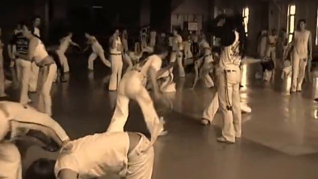 Capoeira training by CM Gil, meeting of professor sansao смотреть онлайн