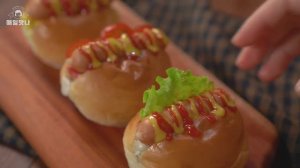 Изготовление мини хот-догов. Американский хот-дог. Простой рецепт хот-дога