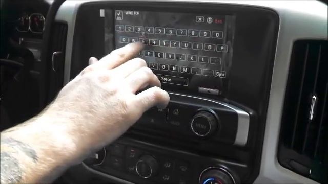 Adding Factory Navigation to a 2014 GMC Sierra смотреть онлайн