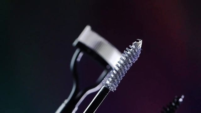 EYESEEK Voluminous Lash Paradise Mascara And Volume Booster Lash Primer Lengthening смотреть онлайн