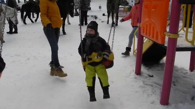 miyvars saqanela... смотреть онлайн