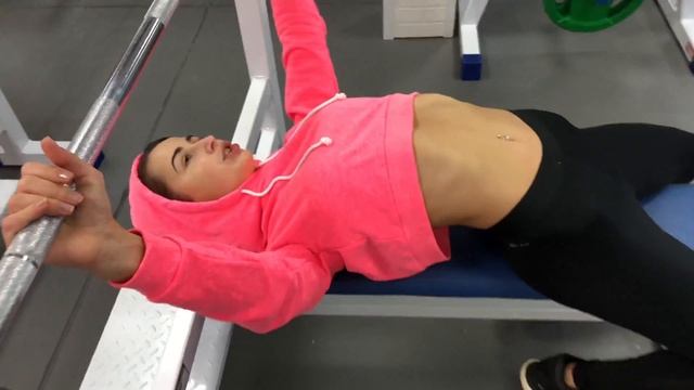 Выпуск 2. ТЕХНИКА- ЖИМ ШТАНГИ ЛЁЖА смотреть онлайн