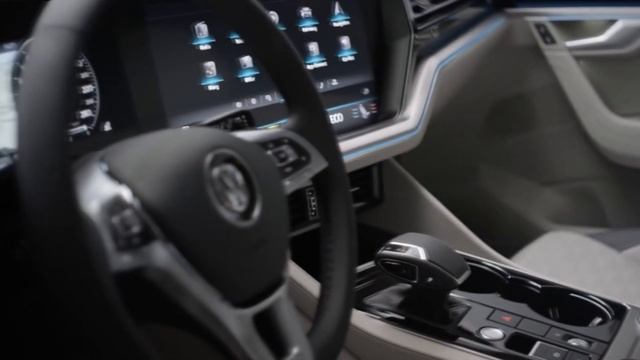 Как изменился Volkswagen Touareg 2018 в России. смотреть онлайн